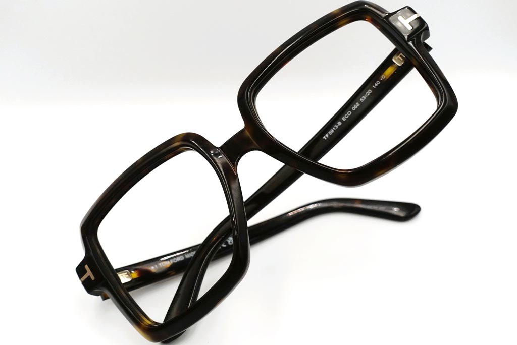 Designerbrille Modell 17 bei Jägers & Klingenhäger